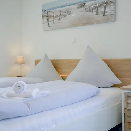 Liegeplatz 4 - Penthouse In Exklusiver Lage *